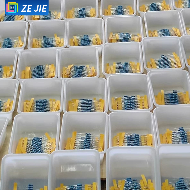 Kit Assortito di Resistori a F - Resistor Kit 1 4W recensione e prezzo