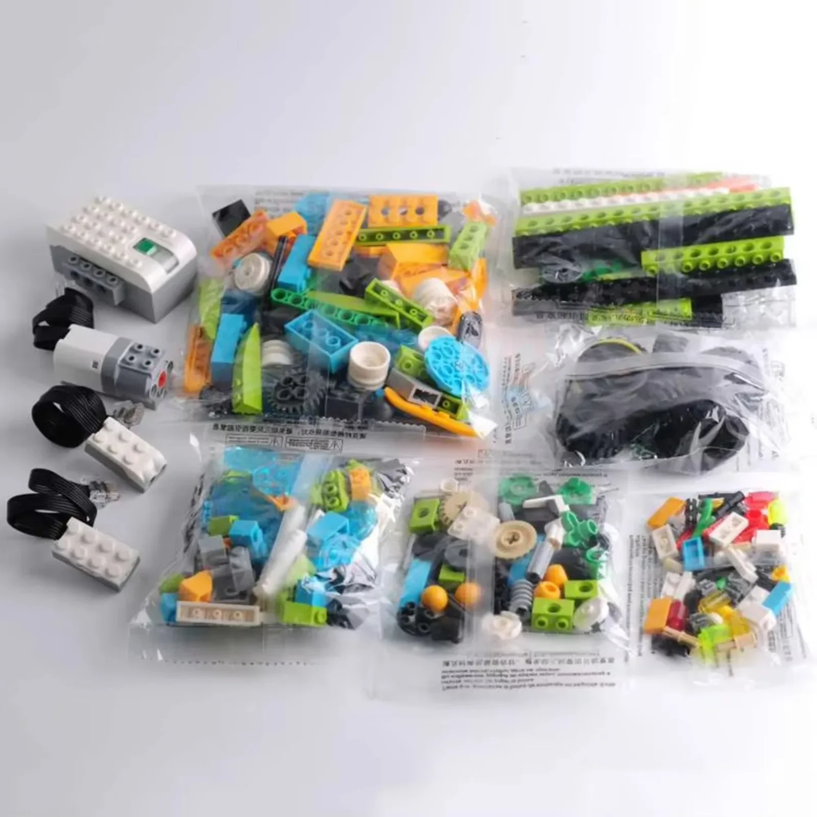 STEM We-do2.0 45300 Kit di pro - Diy Electronics Kids recensione e prezzo