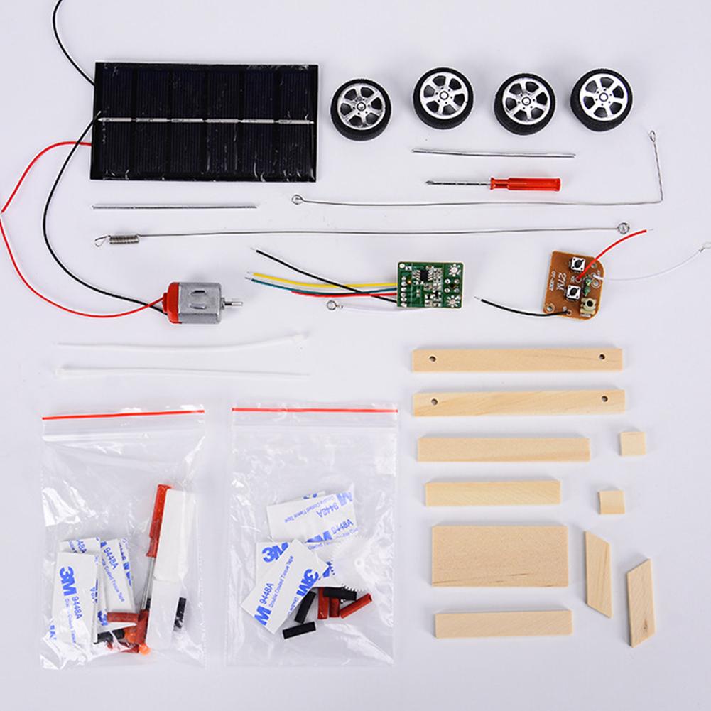Assemblare auto solare Invenzi - Diy Electronics Kids recensione e prezzo
